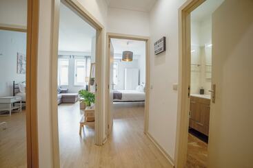 آپارتمان‌های توریست‌ها Alegria Flat City Center With Elevator By Vacationy