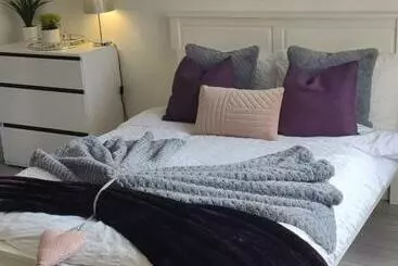 هتل آپارتمان De Luxe Apart