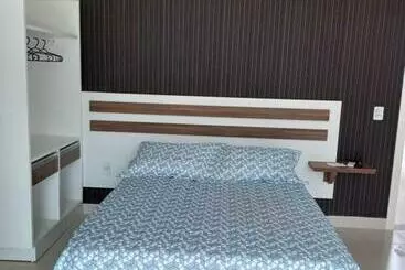 アパートホテル Loft Bombinhas Van Gogh