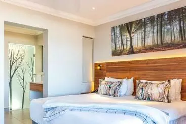 Majatalo Luxury Studio   Panoramic Ocean Views   Fast Wifi
