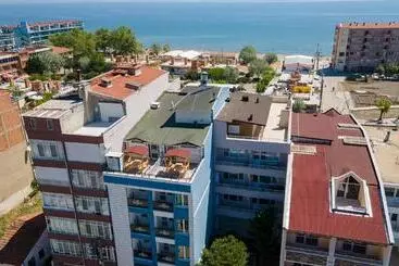 Kumbağ şehri̇ Saray Apart Otel
