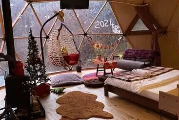 تختخواب و صبحانه North Dome & Suite