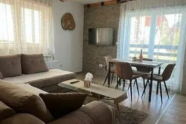 Ferienwohnungen Iznad Oblaka La3