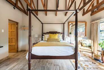 Pension Herb Cottage With Wood Fired Hot Tub