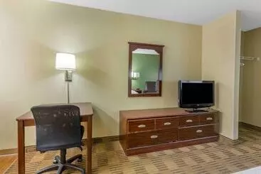 Hotelli Extended Stay America Select Suites   Greensboro   Wendover Ave   Big Tree Way