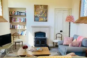 ツーリストアパートメント Charming Romantic Getaway, Near Bruton