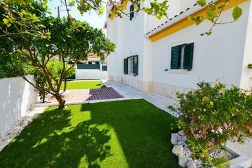 Apartamente turistice Azeitao Idílica Moradia T4 No Descanso Do Campo