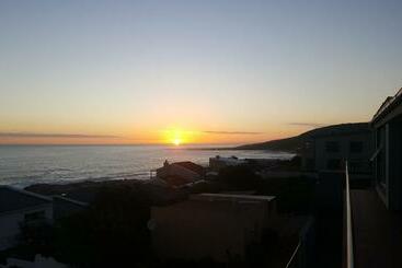 Vakantie-appartementen Alicrons And Beachouse On Gordon