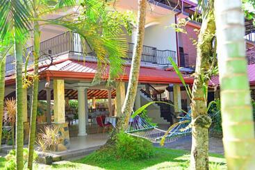 Pension (Hôtel basse catégorie) Little Villa