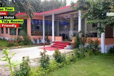 Mulberry Continental Hotel Skardu