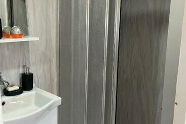 Turistlejligheder Blue & Green Bungalow