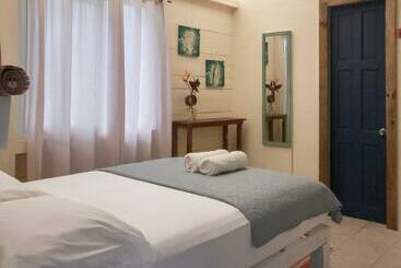 Pension (Hôtel basse catégorie) Casa Ukare