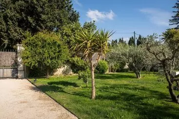 Turistihuoneistot La Case D Eyragues