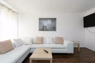 ツーリストアパートメント 4 Bed House In Woolwich/thamesmead 6 Beds Sleeps 8