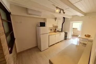 Turistihuoneistot Al Castello   Aeroporto Delle Marche   Ancona