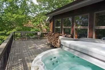 ツーリストアパートメント Mountaintop Lookout With Hot Tub Under The Stars