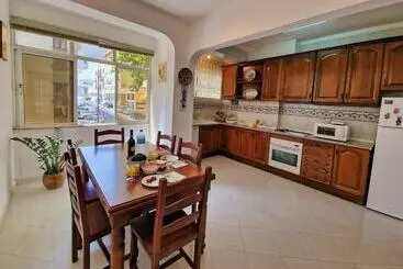 Turistihuoneistot Tavira City Center 3br