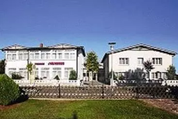 ベッドアンドブレックファースト Pension Störtebeker