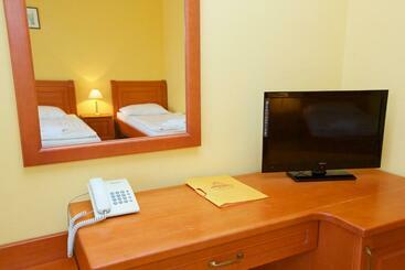 בית מלון כפרי Járja