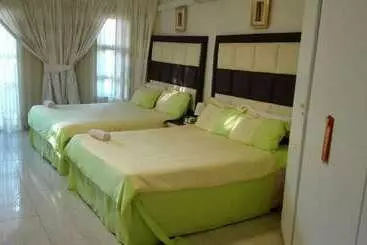 Hotel Lapeng Village