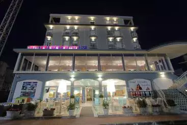 هتل Massimo Resort