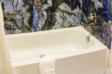 فندق Rodeway Inn