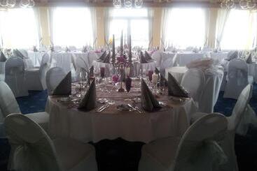 בית מלון כפרי Westland