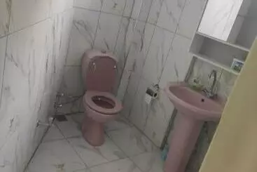 Apartamenty turystyczne Pi̇nk Hause