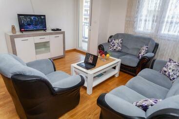 Turista apartmanok Grand Premium 1