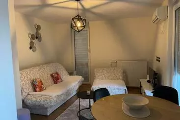 آپارتمان‌های توریست‌ها Apartman I&v