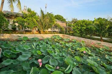 Tourist flats Homestay Sen & Zen Villa Vũng Tàu