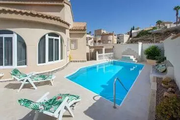 ツーリストアパートメント Ch Villa Plara La Marquesa Golf