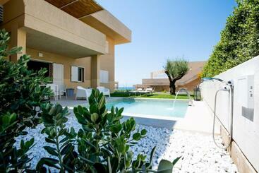 شقق خاصة سياحية Mediterraneo Relax Houses