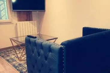 ツーリストアパートメント Au Détour Du Lac 2