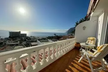 ツーリストアパートメント Amazing View From The Top Of Los Gigantes