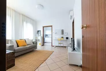 Turista apartmanok Eb28house Appartamento Con Posto Auto Compreso