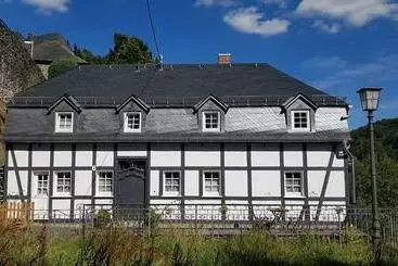 Turistihuoneistot Stachelburg