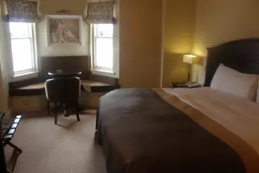 Baileys Hotel Cashel