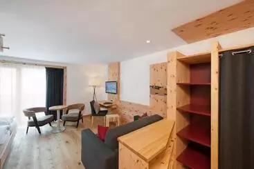 Mondschein Hotel And Chalet