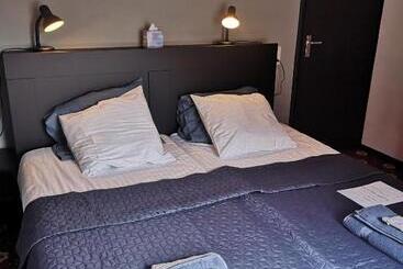 בית מלון כפרי Restaurant Boschlust