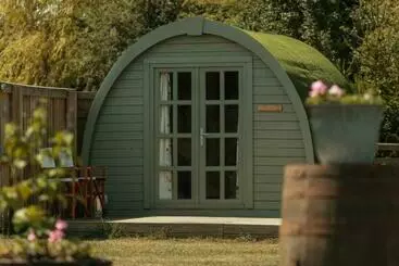ツーリストアパートメント Glamping In Wiltshire The Green Knoll Is A Charm