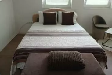 آپارتمانهای توریستها Sleep And Drive No5 Free Wifi