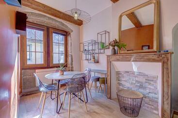 ツーリストアパートメント Le Carnot 29   Beautiful Apartment In The Heart Of Annecy