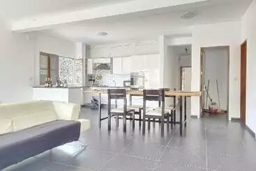آپارتمان‌های توریست‌ها Appartement Spacieux Et Paisible à Mindelo