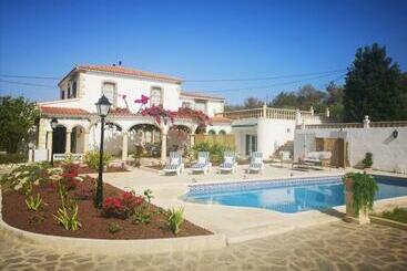 Apartamentos turísticos Ca Olivar