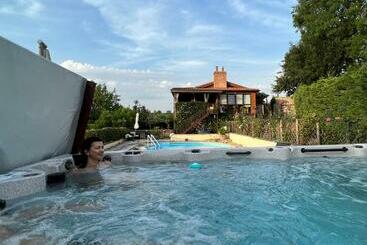 游客公寓 Lake Noble