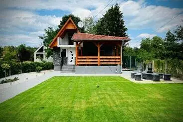 Turistihuoneistot évi Vendégház Dunakanyar