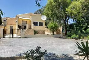 Turistihuoneistot Villa Rosa   La Marina Urbanisation