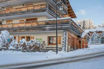 Tourist flats Apartment Les Alpages