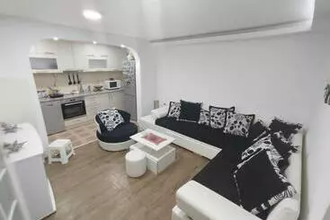 Turistihuoneistot Bilja S House